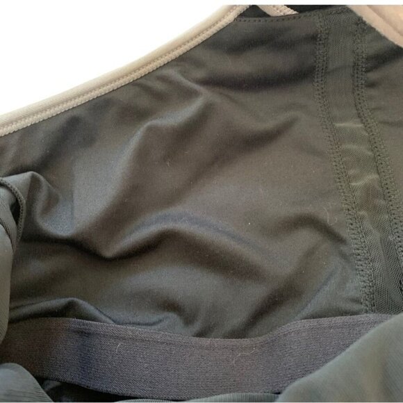 NWT Fabletics Chicago Top Tank Black Fog/Gray Womens Small Halter Built in Bra - Picture 8 of 9